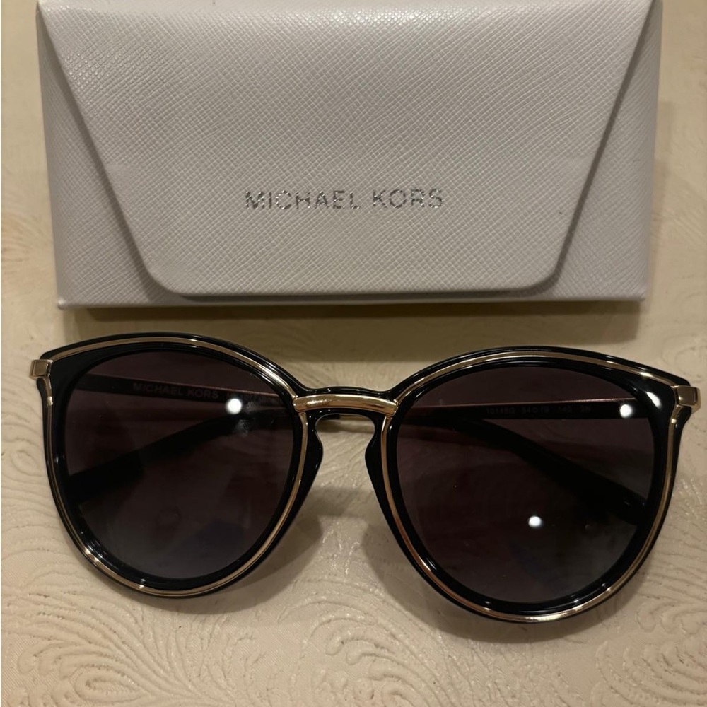NEW Michael Kors MK1077 (Brisbane)